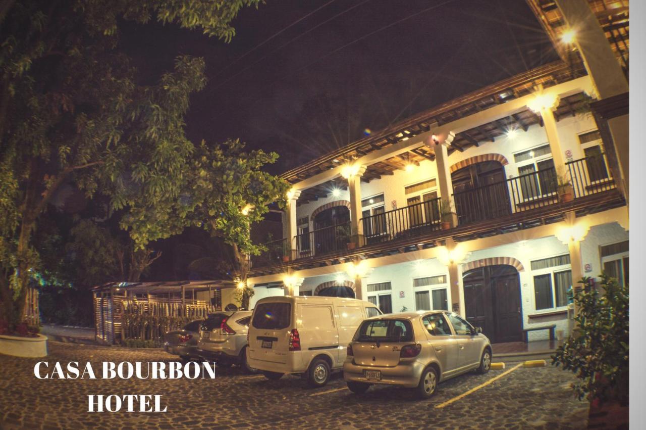 Casa Bourbon Hotel Реталулеу Экстерьер фото